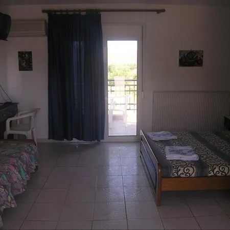 Papahristos Paralia Sikias